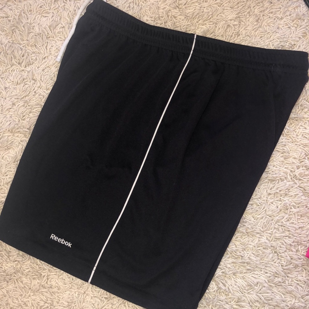 Reebok Shorts: Size M